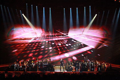 fotos vom auftritt im rahmen der symphonica-tour - George Michael live in der Mannheimer SAP Arena 