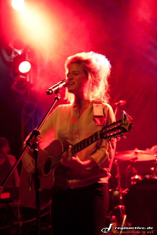 Selah Sue (live auf dem Reeperbahn Festival-Freitag 2011)
